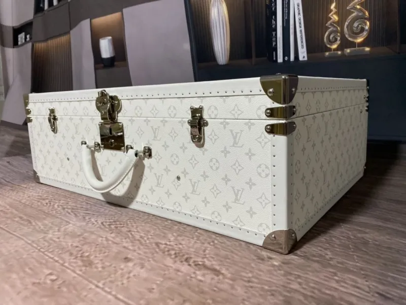 LV Suitcase-147 - Image 3