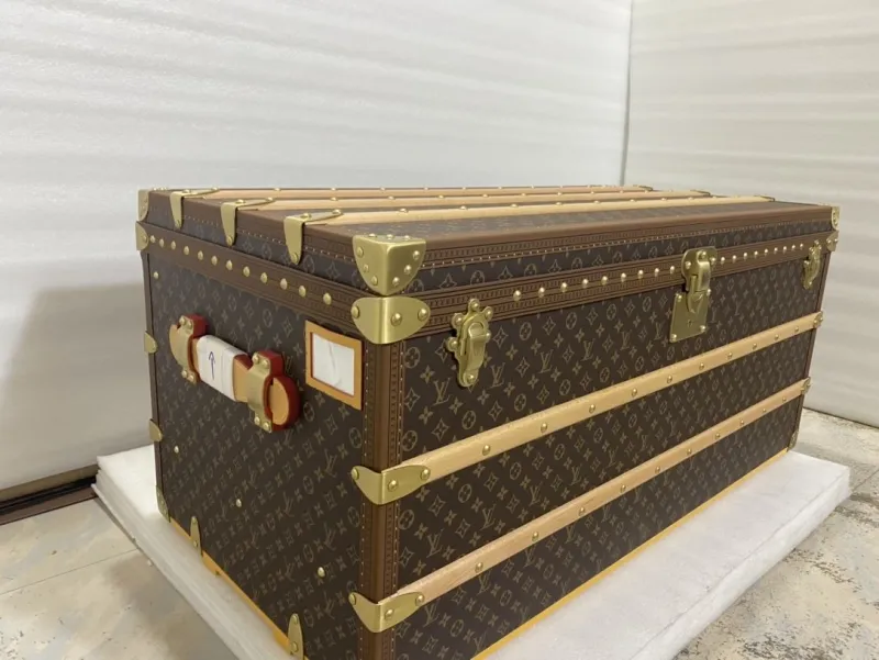 Alternative view of LV Suitcase-148