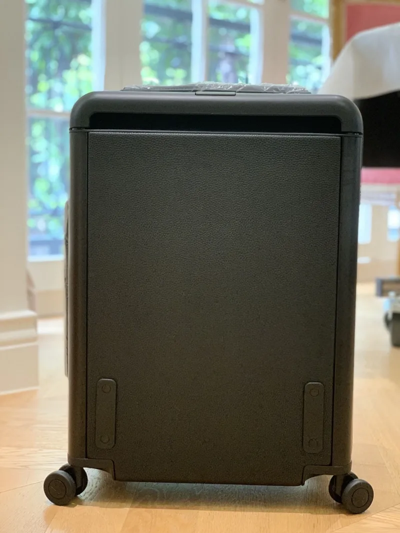 Alternative view of LV Suitcase-152