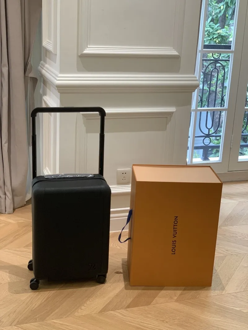 LV Suitcase-152 - Image 4