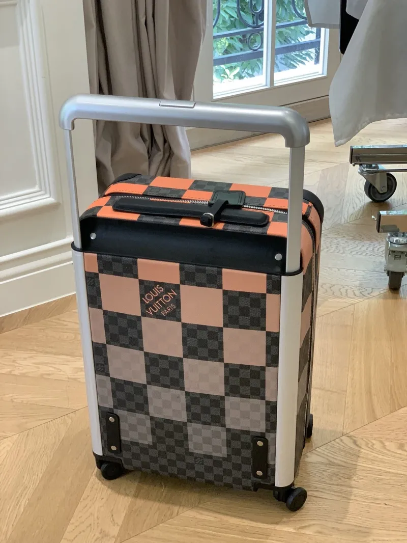LV Suitcase-162 - Image 4