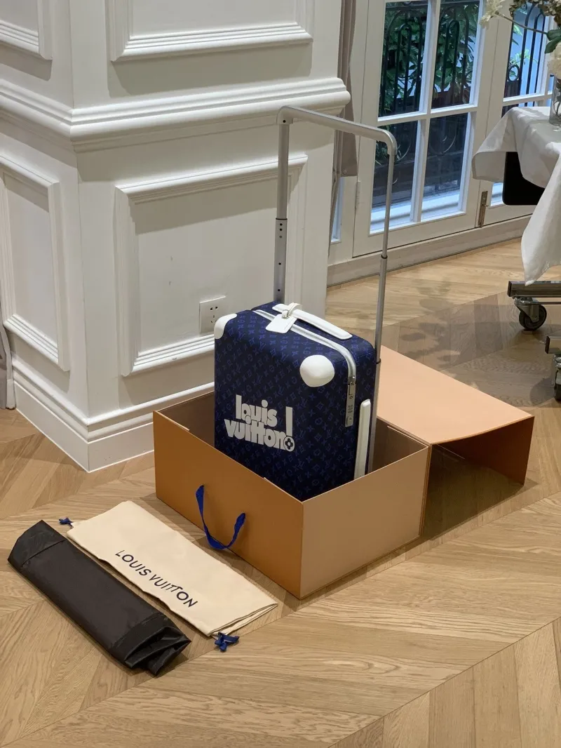 LV Suitcase-164 - Image 3