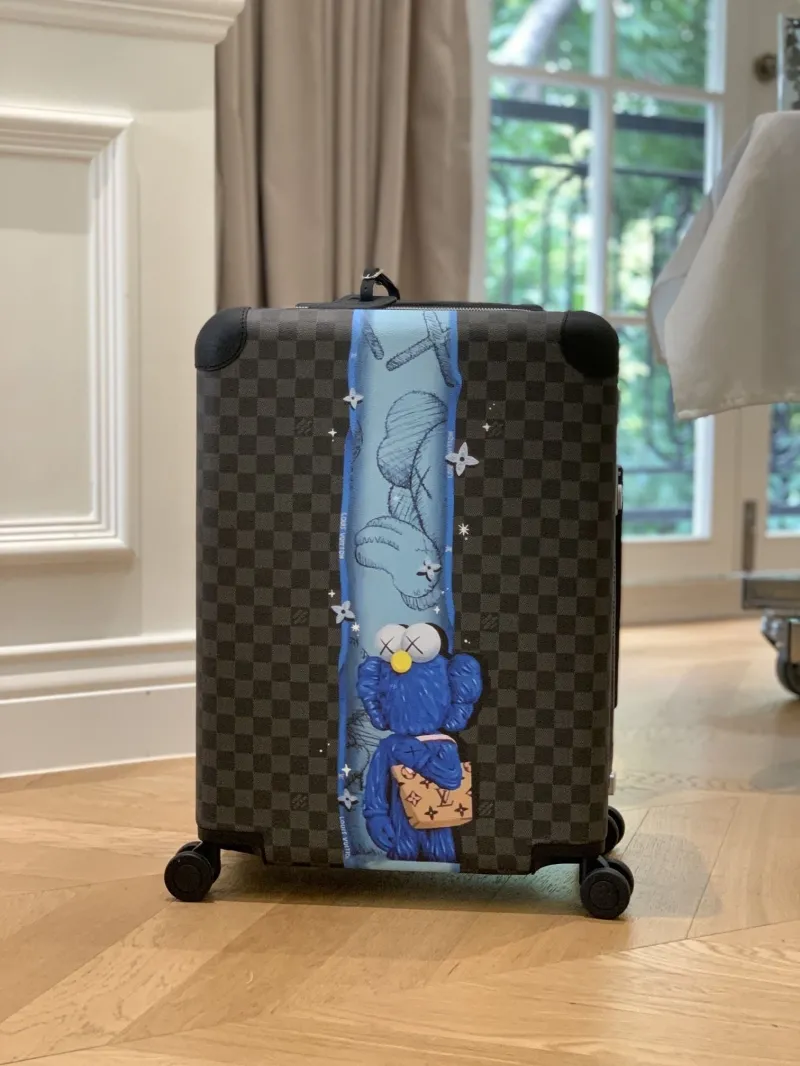 LV Suitcase-165