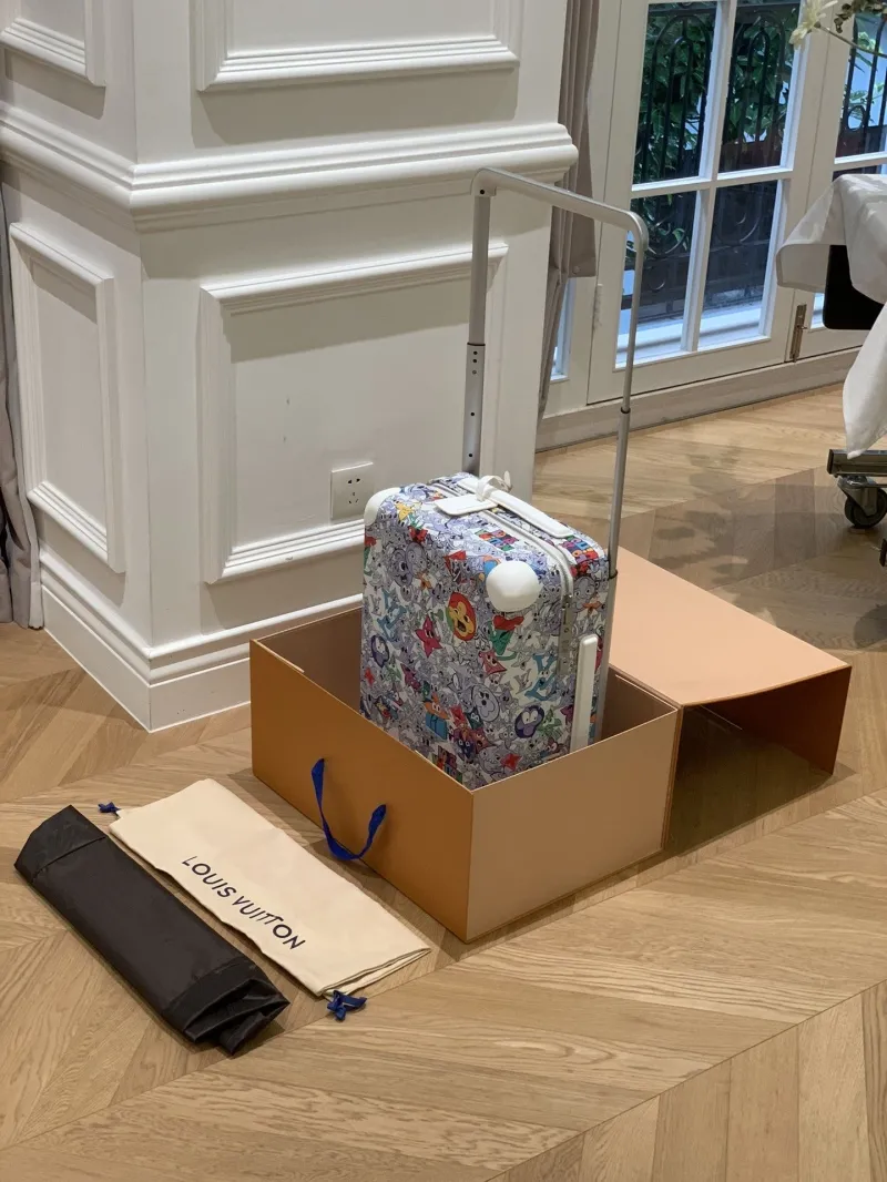 LV Suitcase-166 - Image 5