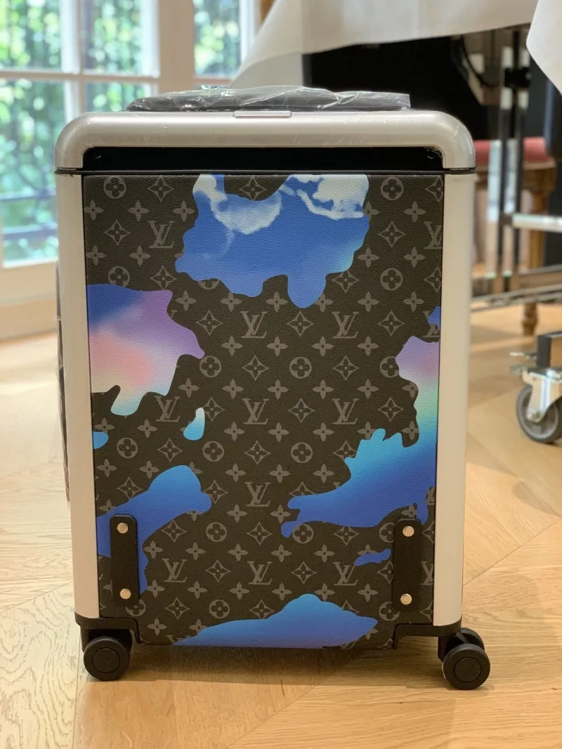 Alternative view of LV Suitcase-171
