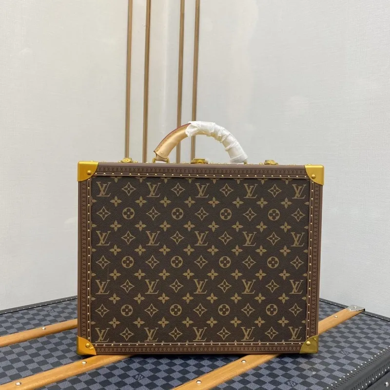 LV Suitcase-172