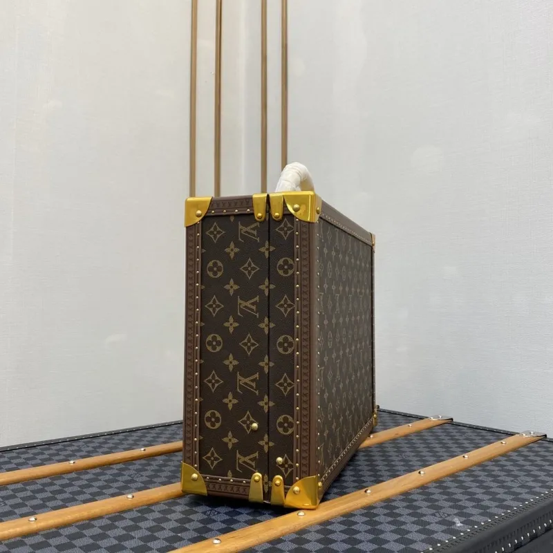 Alternative view of LV Suitcase-172