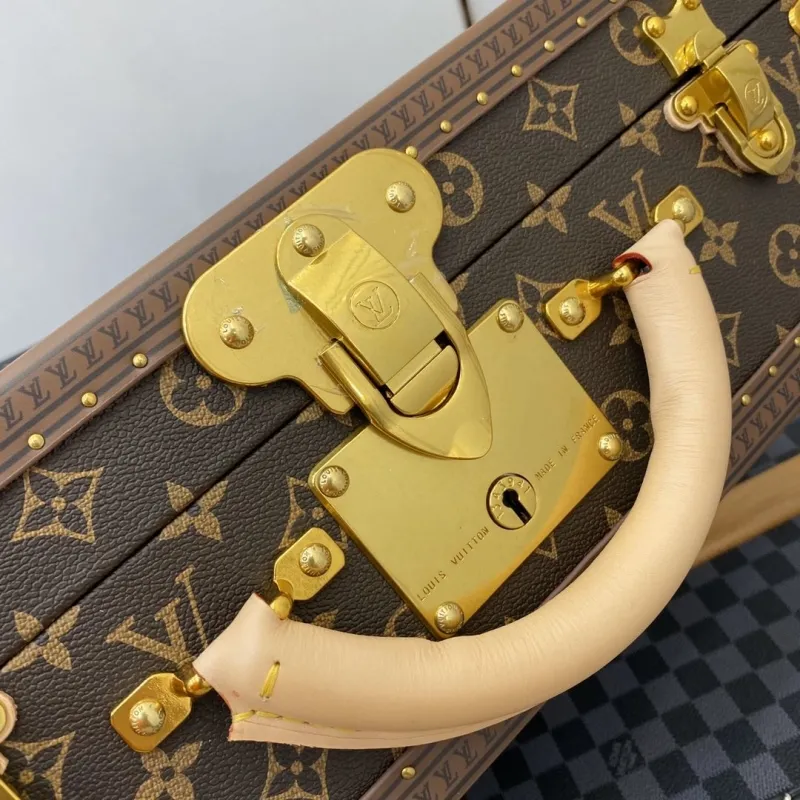 LV Suitcase-172 - Image 6