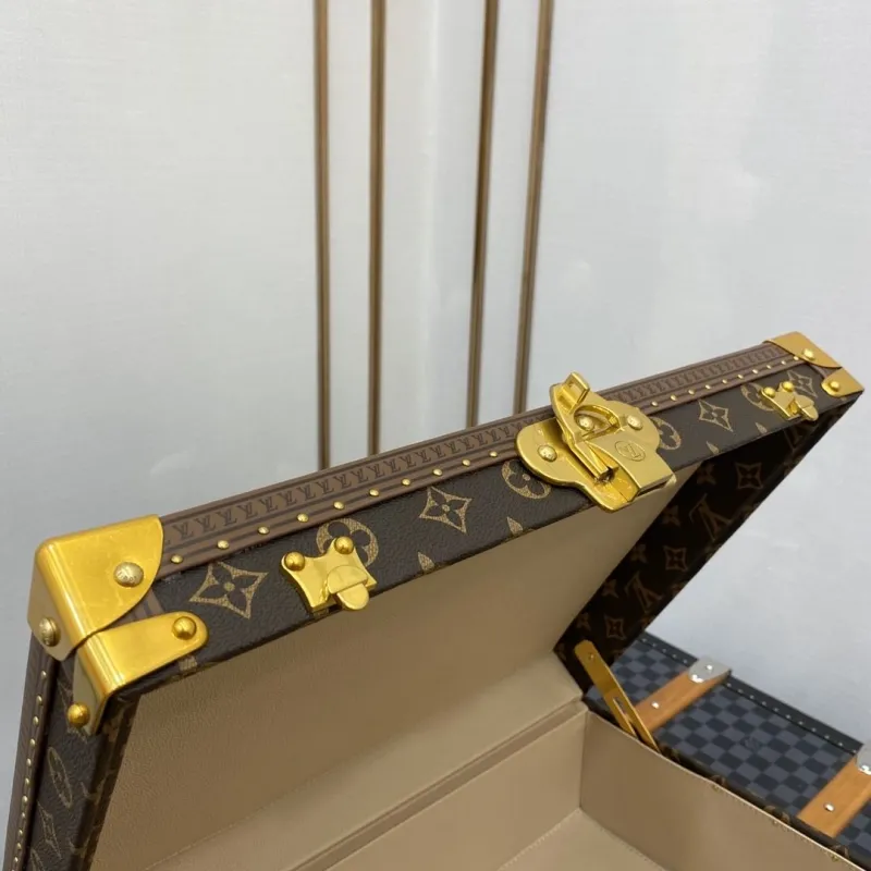 LV Suitcase-172 - Image 8