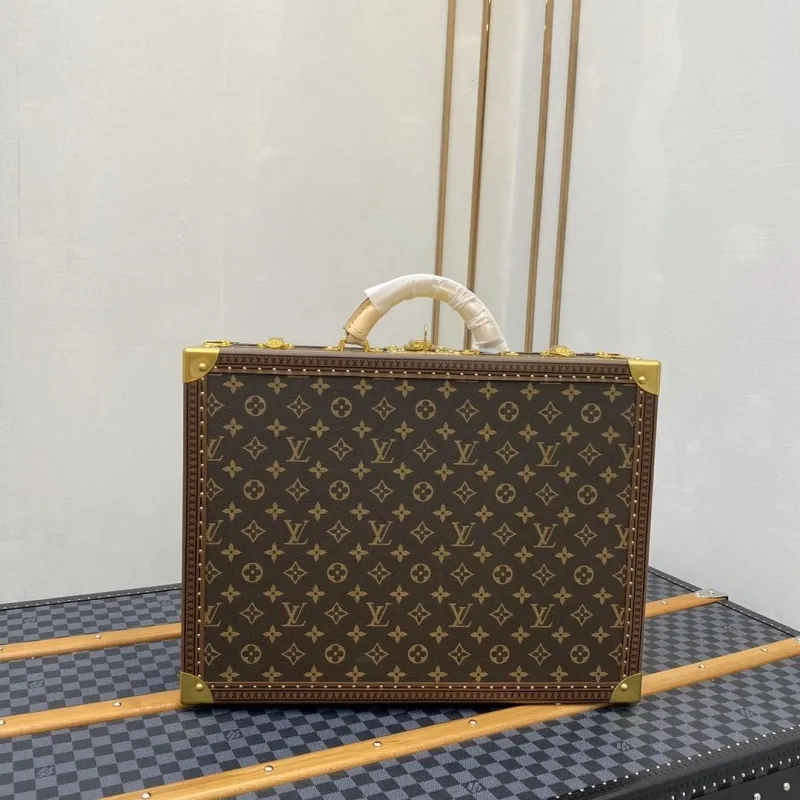 LV Suitcase-173