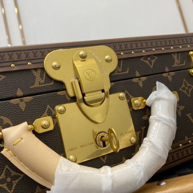 LV Suitcase-173 - Image 5
