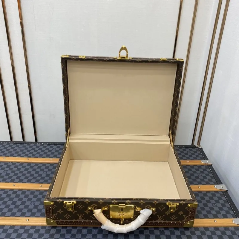 LV Suitcase-173 - Image 9