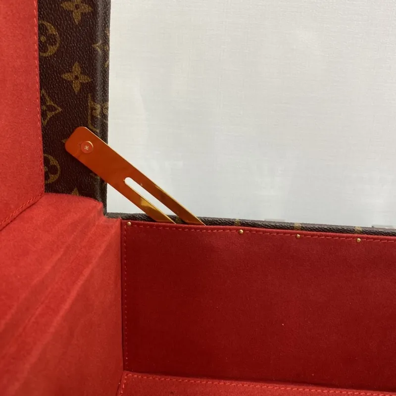 LV Suitcase-174 - Image 7