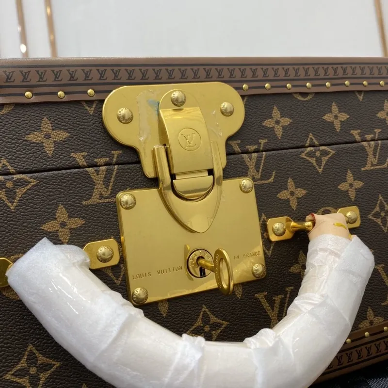LV Suitcase-175 - Image 5