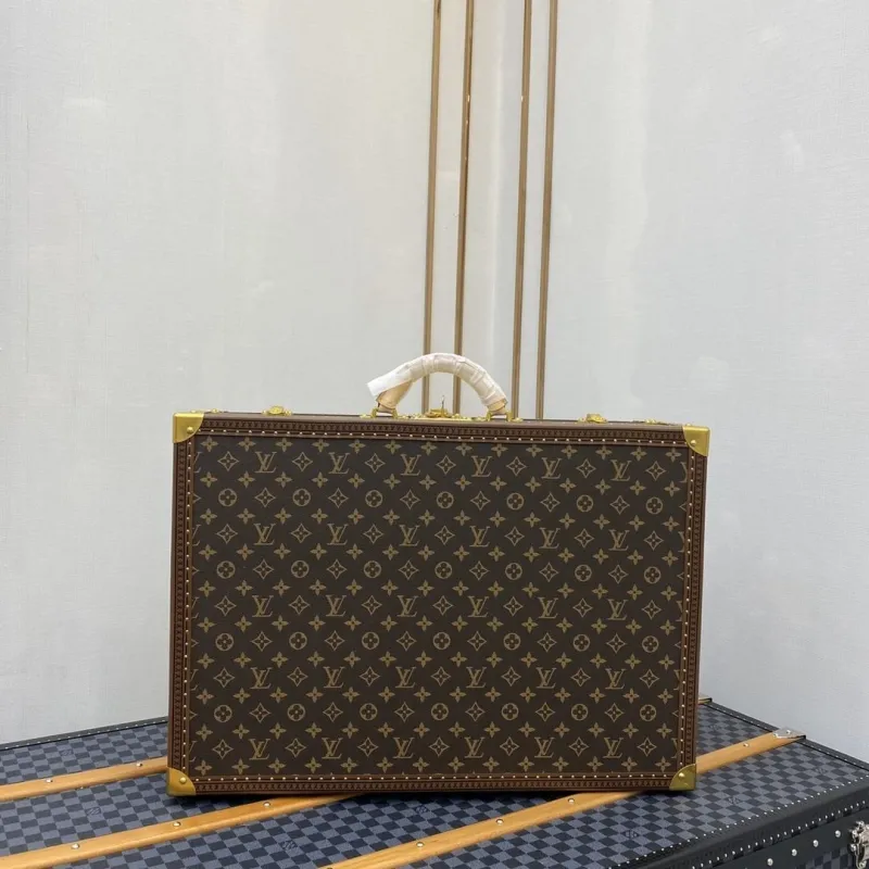 LV Suitcase-176