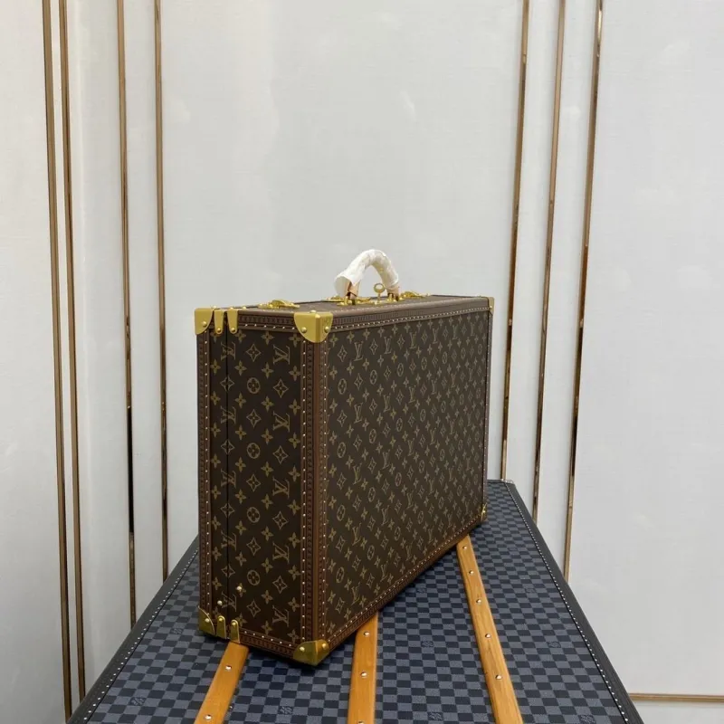 Alternative view of LV Suitcase-176
