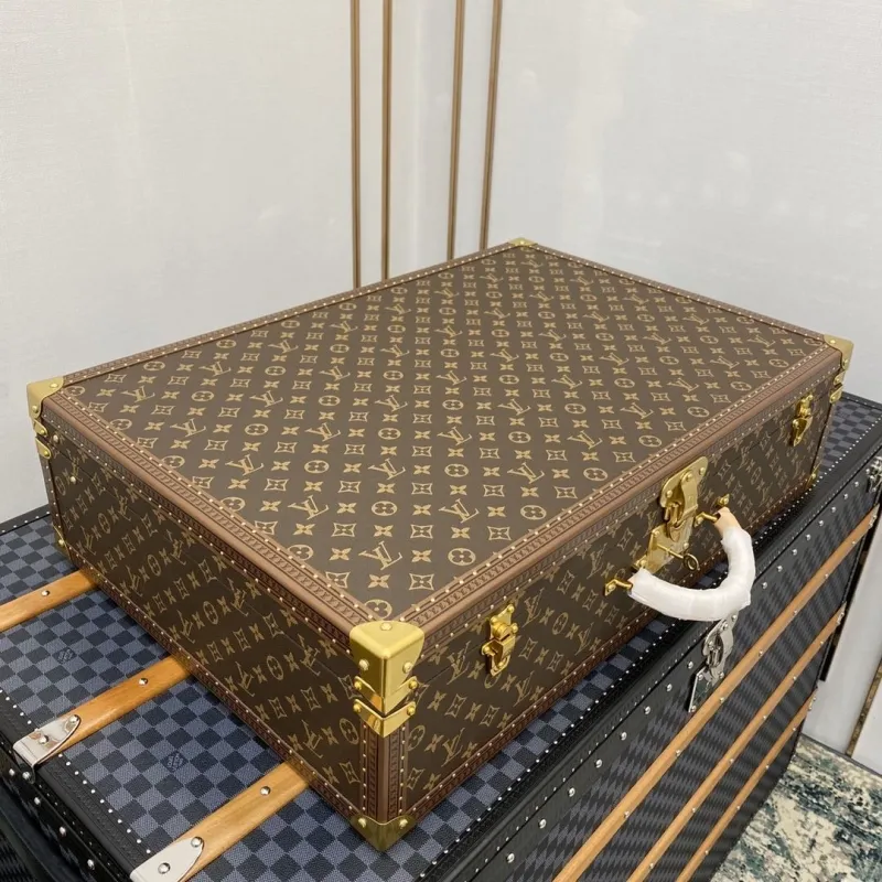 Alternative view of LV Suitcase-178