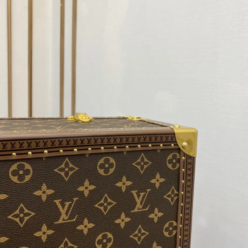 LV Suitcase-178 - Image 7