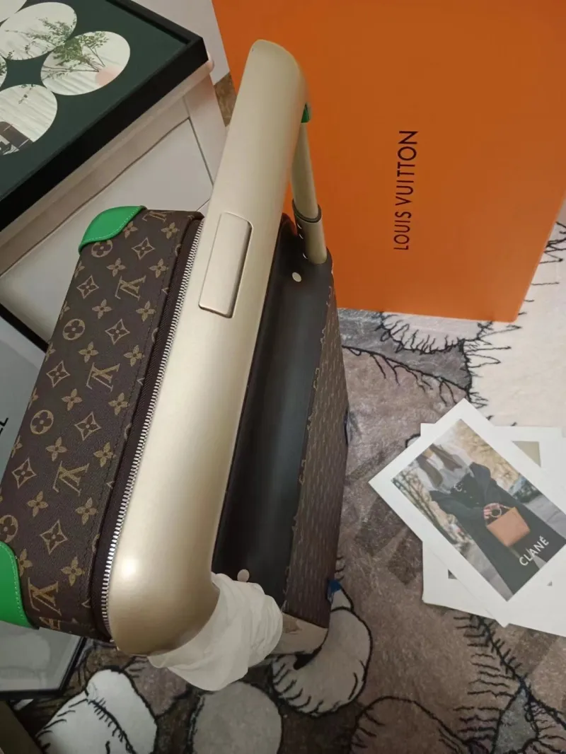 LV Suitcase-192 - Image 8