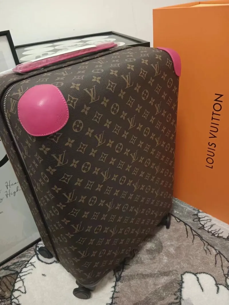 Alternative view of LV Suitcase-194