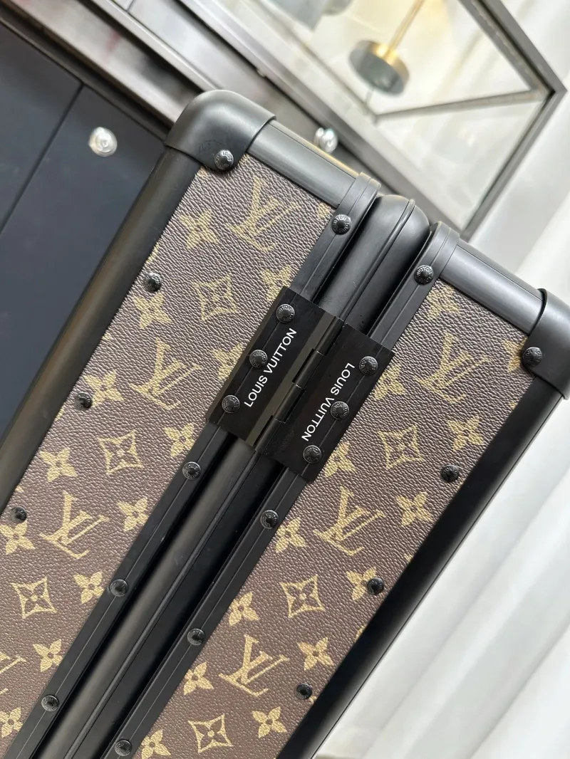 LV Suitcase-195 - Image 5