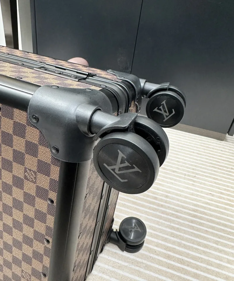 LV Suitcase-198 - Image 8