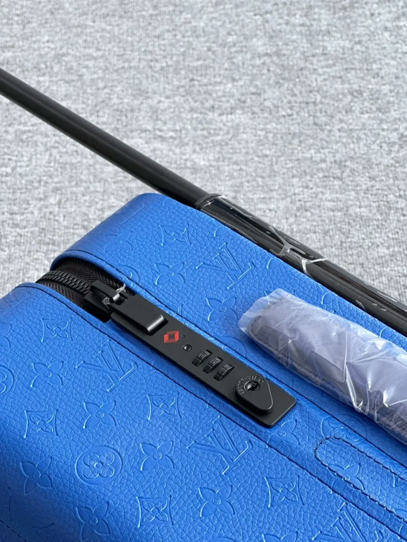 Alternative view of LV Suitcase-202