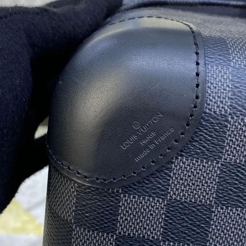 Alternative view of LV Suitcase-208