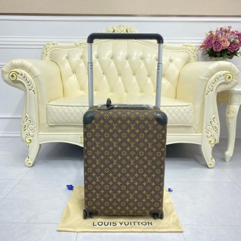 LV Suitcase-209