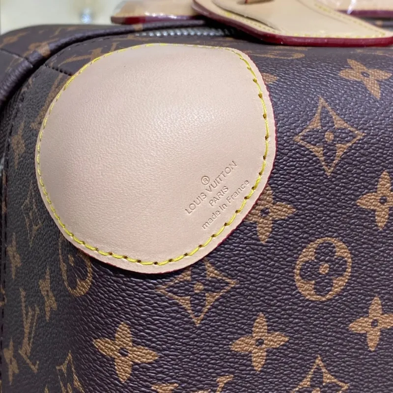 LV Suitcase-210 - Image 6