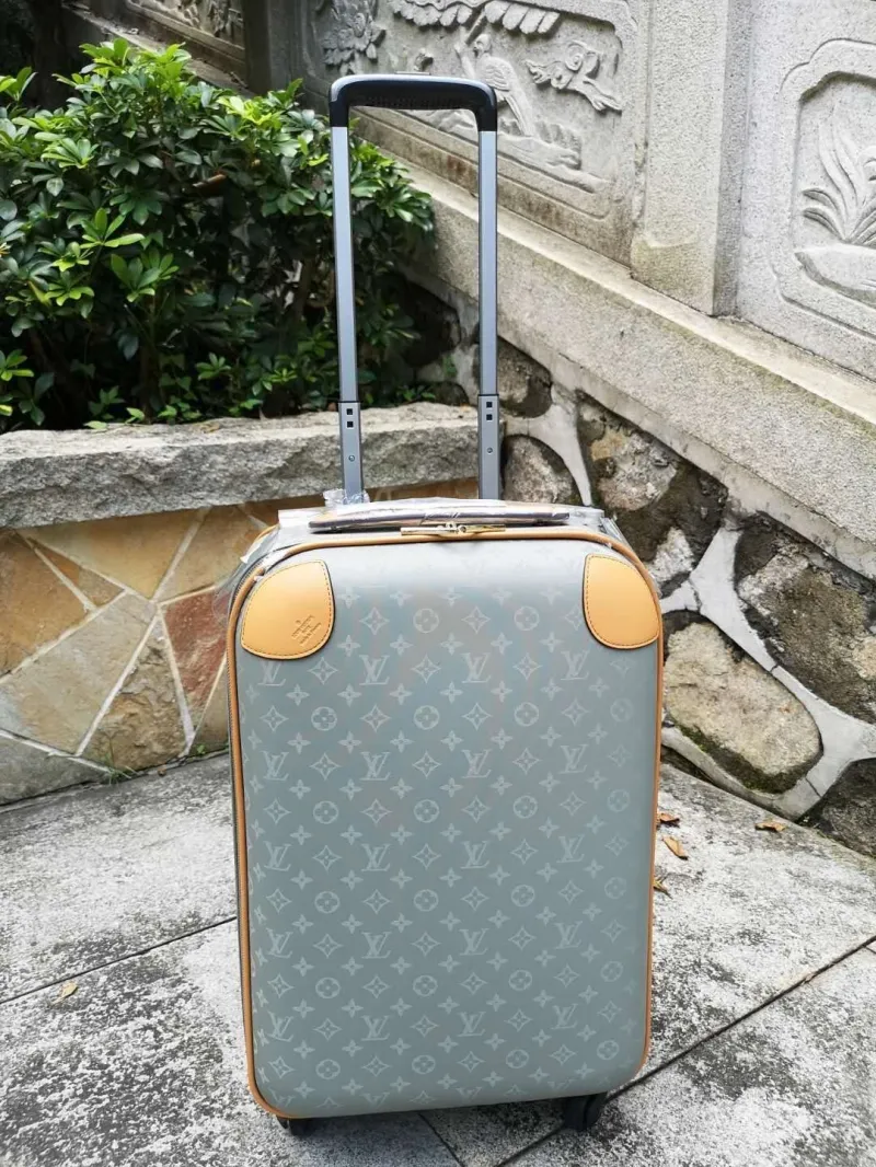 Alternative view of LV Suitcase-220