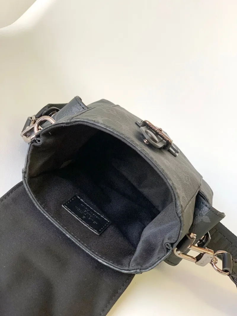 LV Backpacks-27 - Image 8