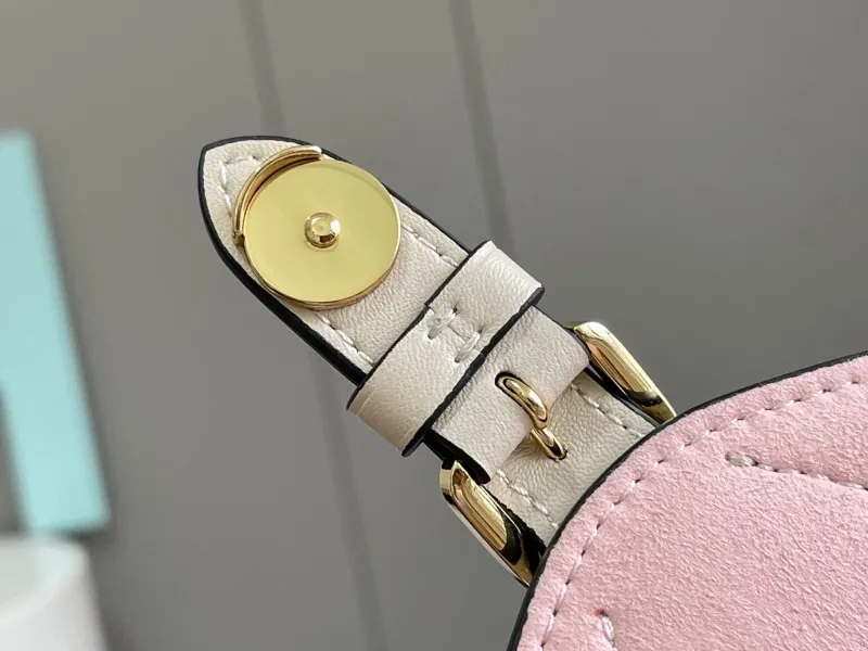LV Backpacks-40 - Image 7