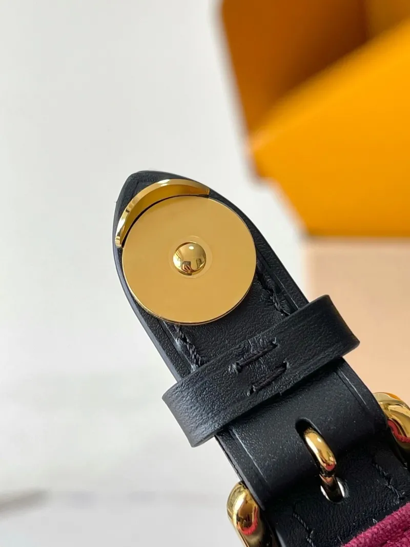 LV Backpacks-66 - Image 6