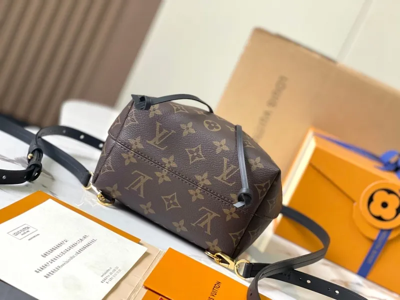 LV Backpacks-68 - Image 4