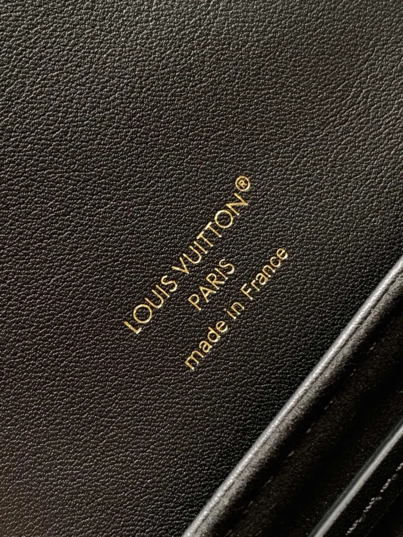 LV Backpacks-76 - Image 9