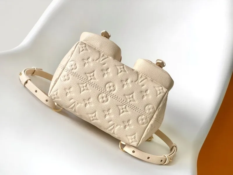 LV Backpacks-82 - Image 4