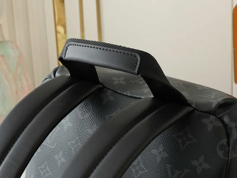 LV Backpacks-89 - Image 8