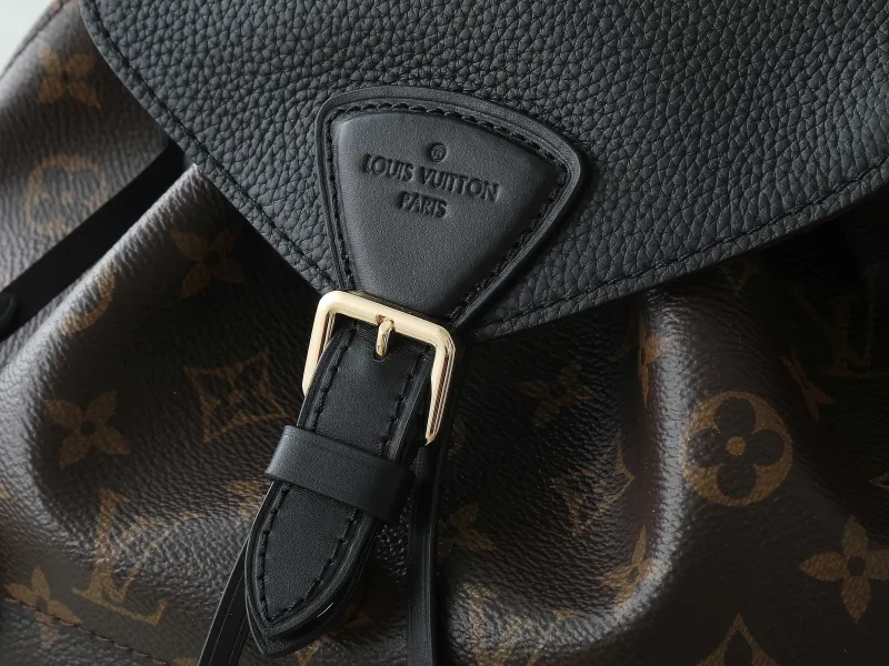 LV Backpacks-92 - Image 7