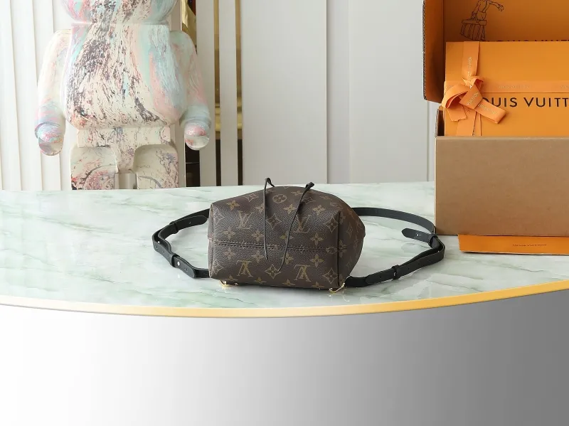 LV Backpacks-94 - Image 5