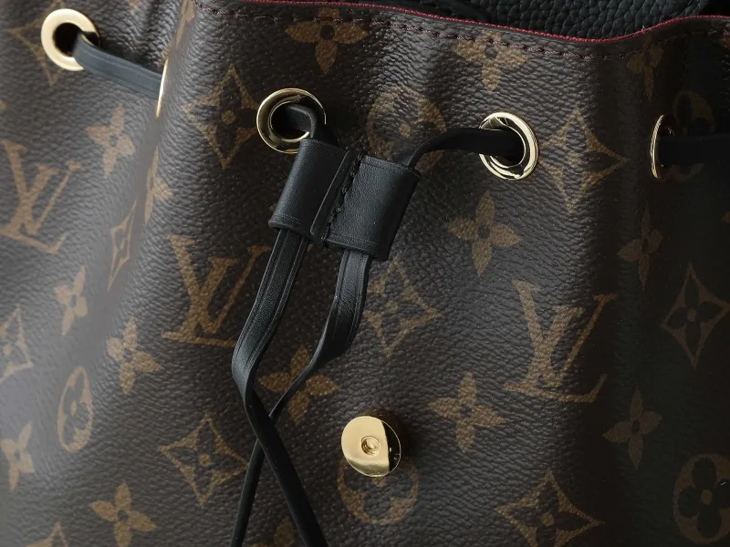 LV Backpacks-94 - Image 8