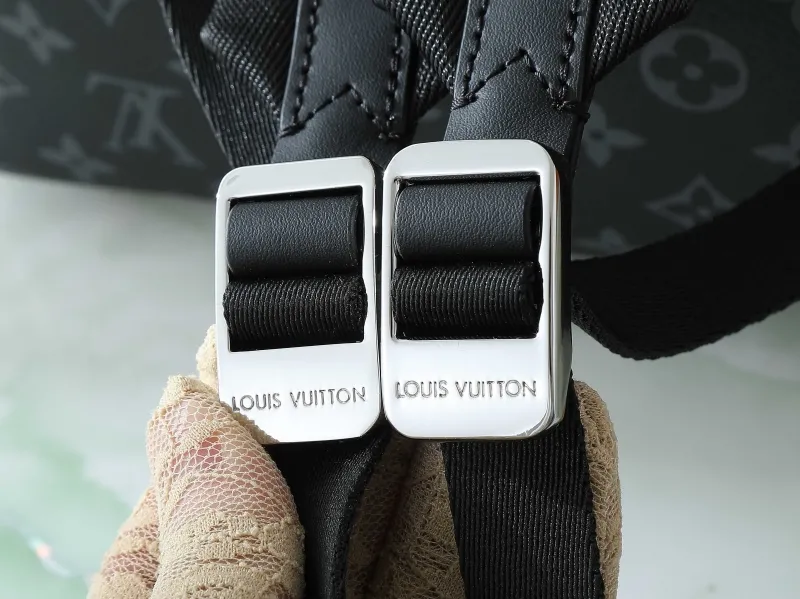 LV Backpacks-95 - Image 3