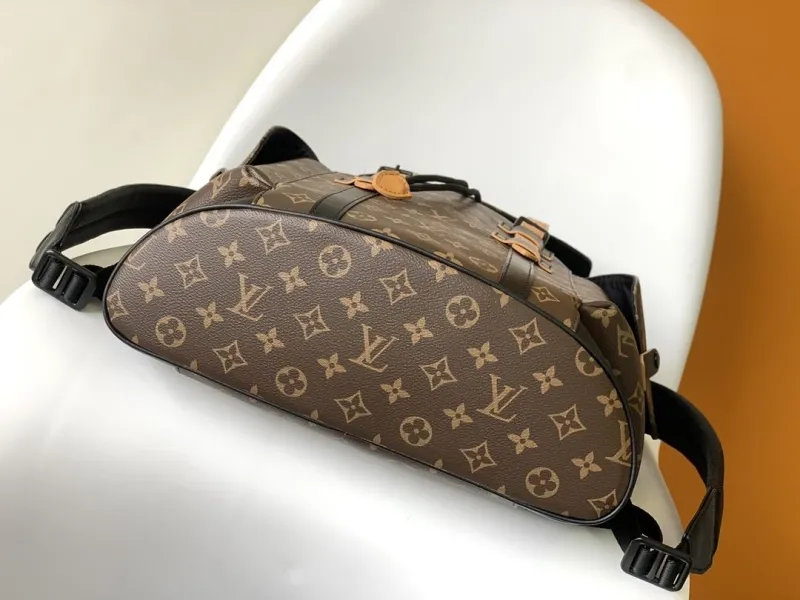 LV Backpacks-109 - Image 4