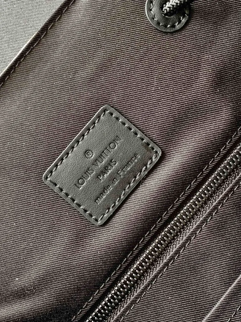 LV Backpacks-109 - Image 9