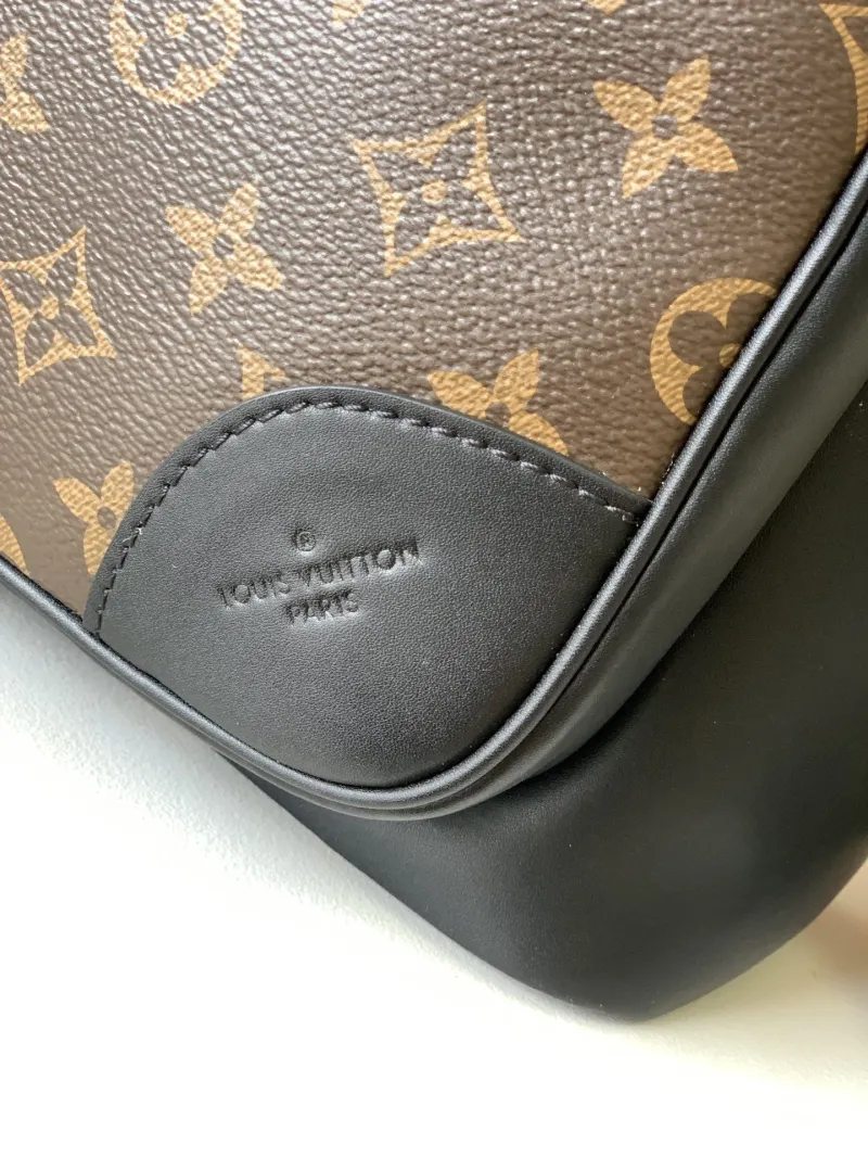 LV Backpacks-111 - Image 5