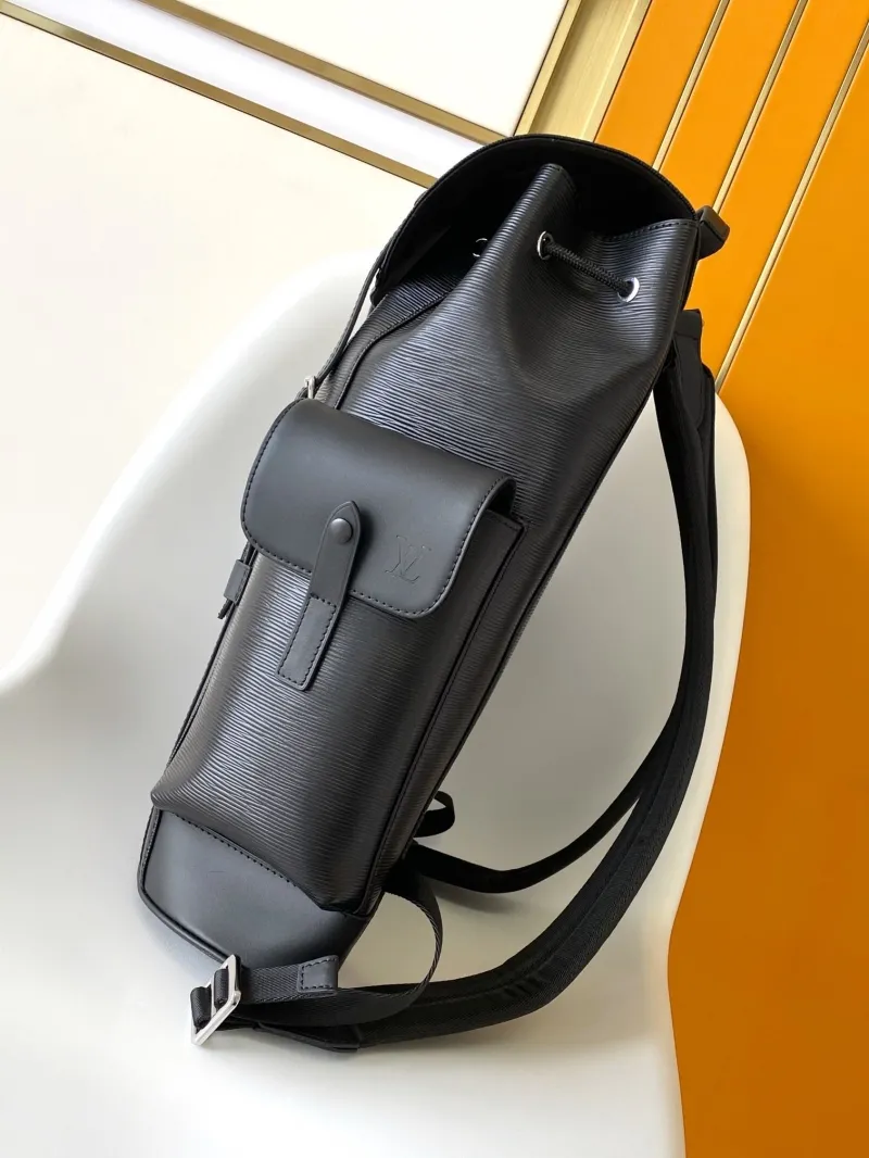 Alternative view of LV Backpacks-120