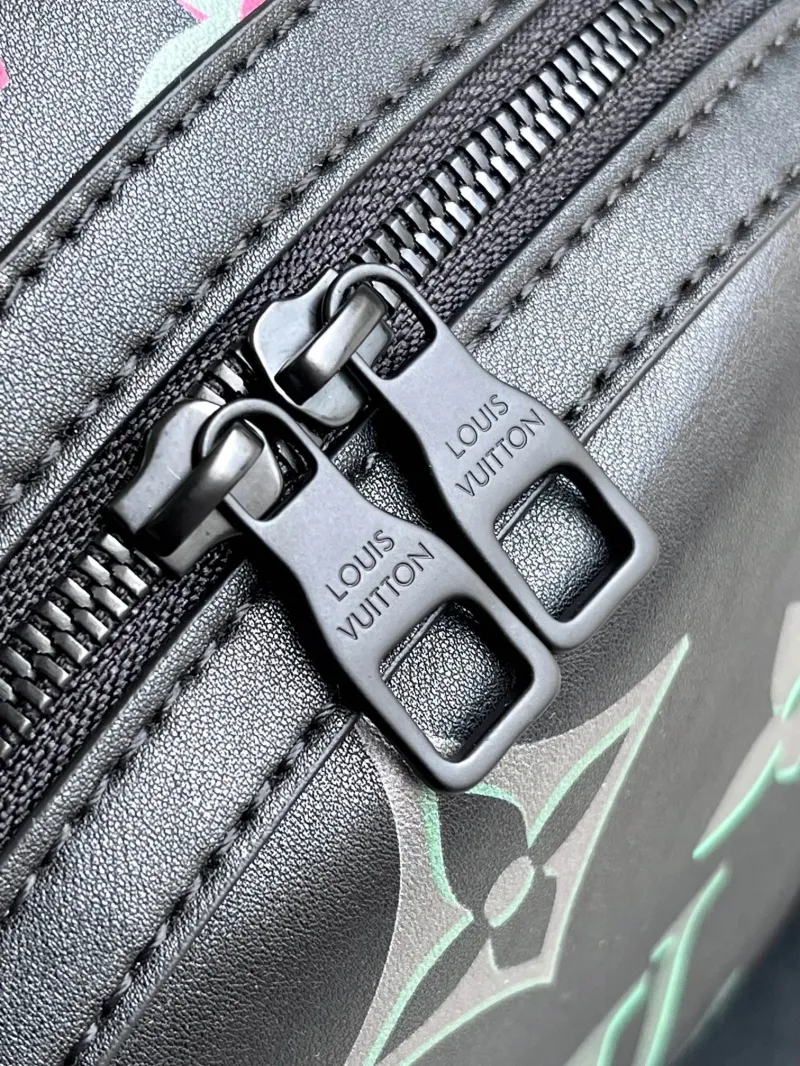 LV Backpacks-126 - Image 6
