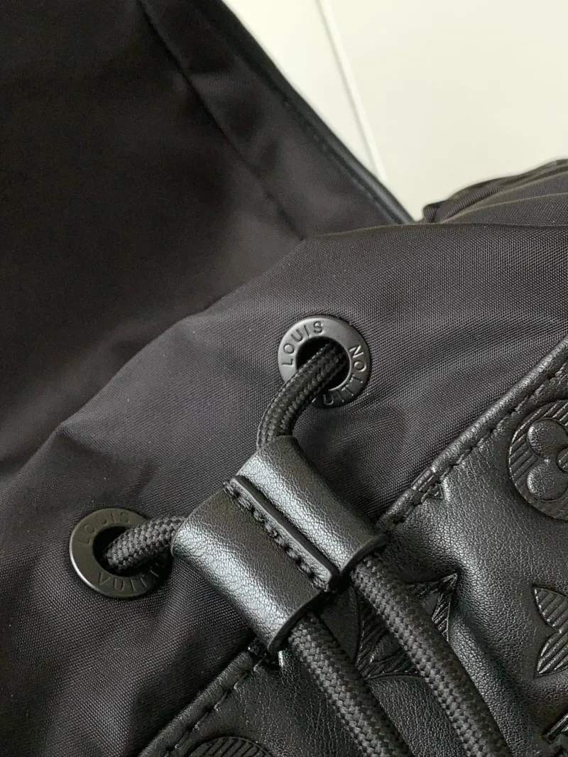 LV Backpacks-127 - Image 7