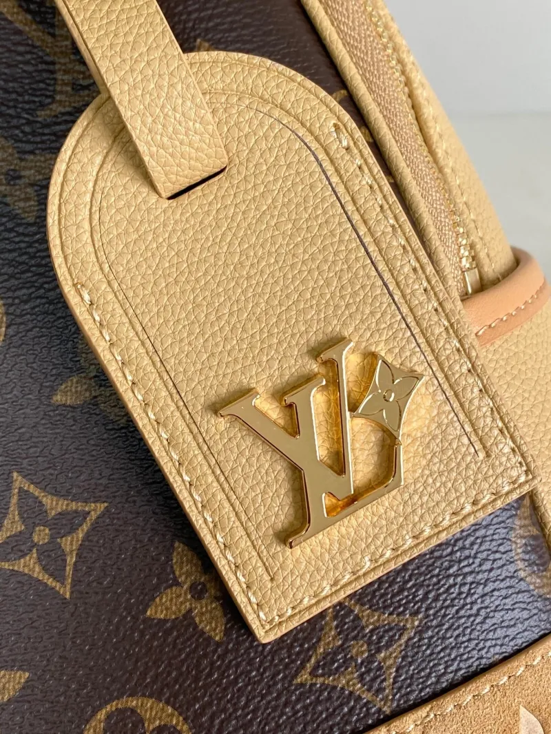 LV Backpacks-138 - Image 5