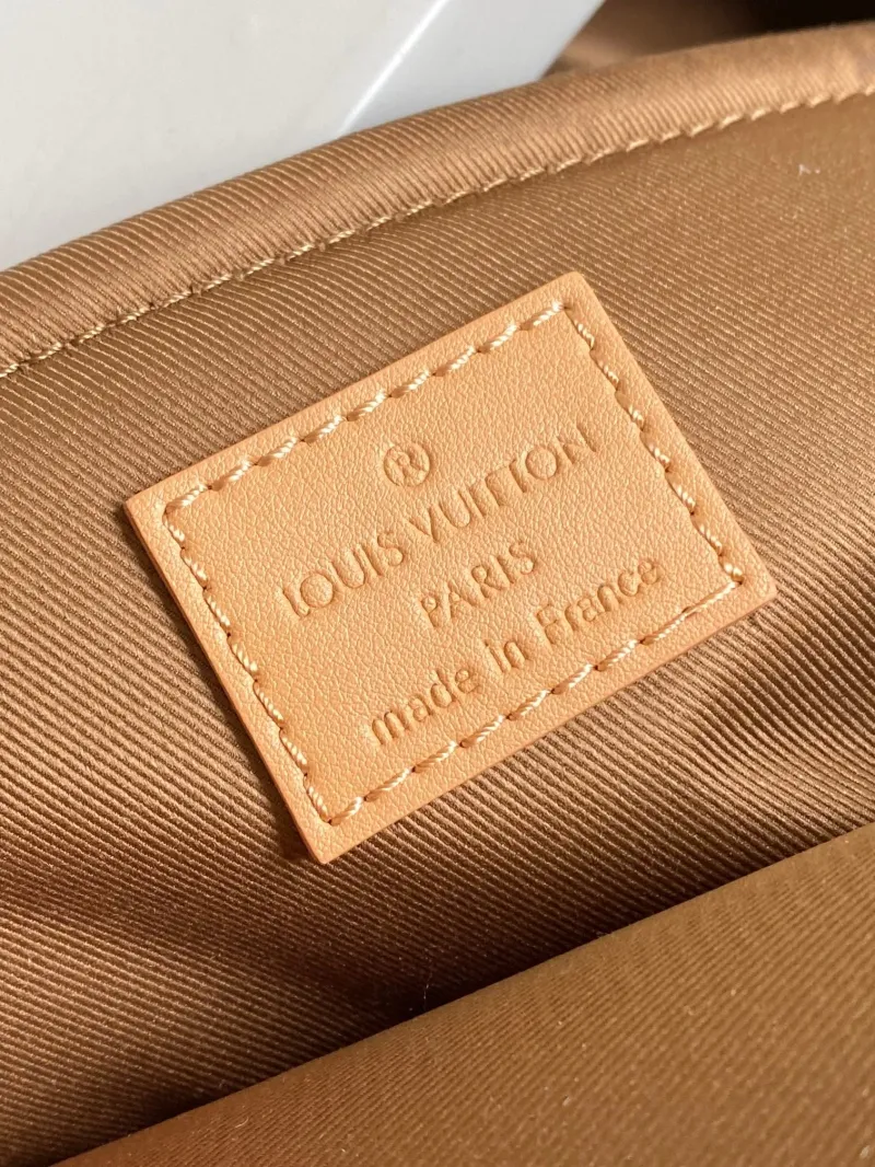 LV Backpacks-138 - Image 9